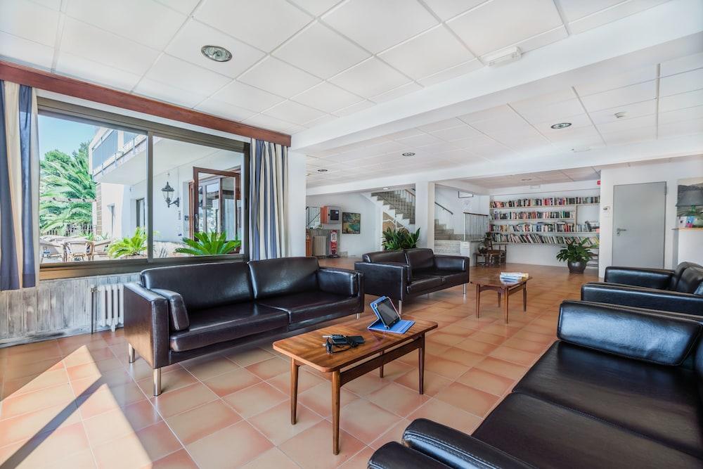 Boutique Hotel Oriola Кала-Сан-Висенте Экстерьер фото
