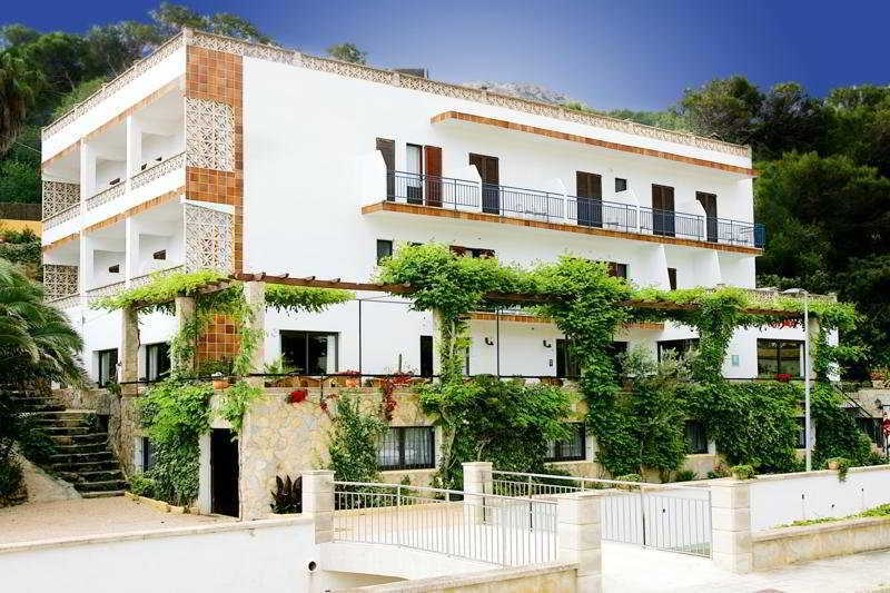 Boutique Hotel Oriola Кала-Сан-Висенте Экстерьер фото